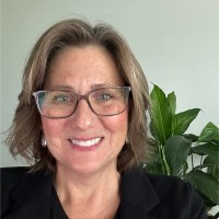 Paula Pezdirtz