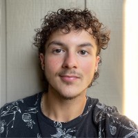 Lukas Velez