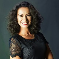 Nara Fabiana Silveira