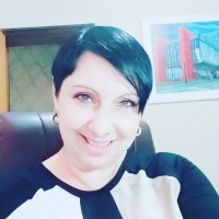 Elaine Campos