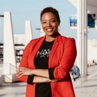 Maya Nottage, APR