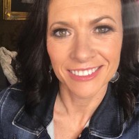 Linda Nicholson