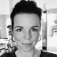 Julia Douwes