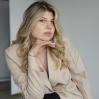 Анна Власова