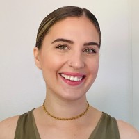 Veronica (Ronni) Mcomie