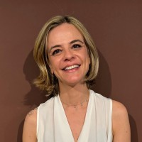 Ariane Linhares D. Zanetti