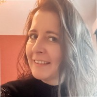 Lynne Van Vynckt