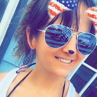 Lauren Toth