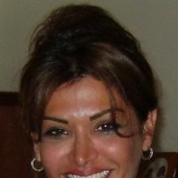 nikki Dinari