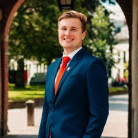 Milo Van Den Dool