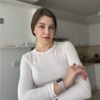 Yuliia K.