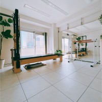 Bilingual Pilates Studio VERT