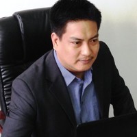 Christopher Manlapig