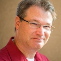 Tom Simmons