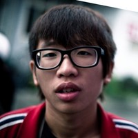 石翔文