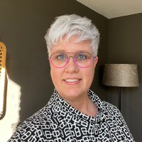 Karin T.
