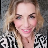 Helen Van Schajik