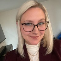 Jennifer Seeder
