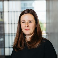 Dr Lise Uytterhoeven