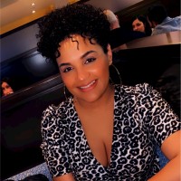 Vania Simone Barros