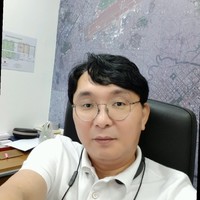 Jungho Lee