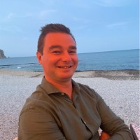 Peter Robert