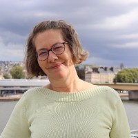 Claire Debuire