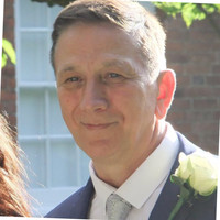 Andrew Holmes