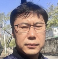 Seongsu Lee