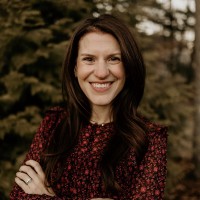 Angela Pares
