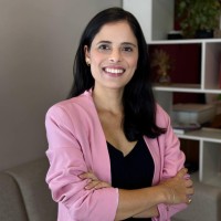 Maíra Mendonça