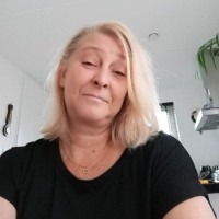 Betsy De Jong