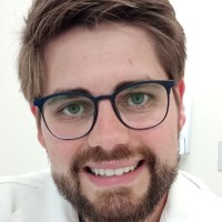 Dr. Gustavo Gröhs