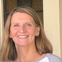 Paula Ellis