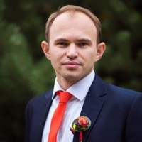 Андрей Бакаушин