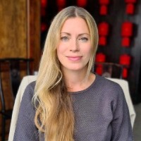 Christina Cooper
