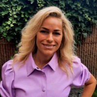 Daphne Van 'T Hof - De Waard