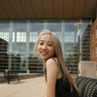 Chloe Zhang, Eit