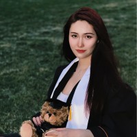 Yujia Han