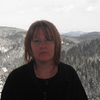 Jacqui James