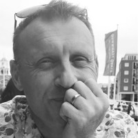 Andy Cairns
