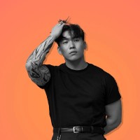 Tristan Chong (鍾耀鋒)