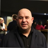 Dr. Raul Kiria