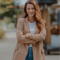 Julia Swanson
