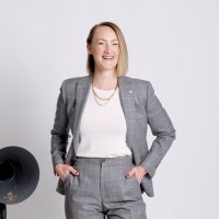 Kirsten Uttich