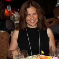 Robyn Manos, Esq.