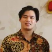Dennis T