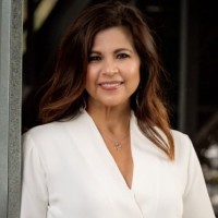 Yvonne Meza, Gri, Abr, Srs, Mrp, Chms