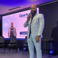 Lincoln Oliveira Santana