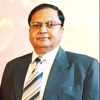 Air Commodore Naveen Jain  VSM (R)